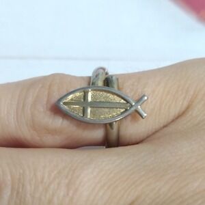 Christian Fish Ring Religious Symbol Faith Jewelry Silver Tone Size 4.5 Women